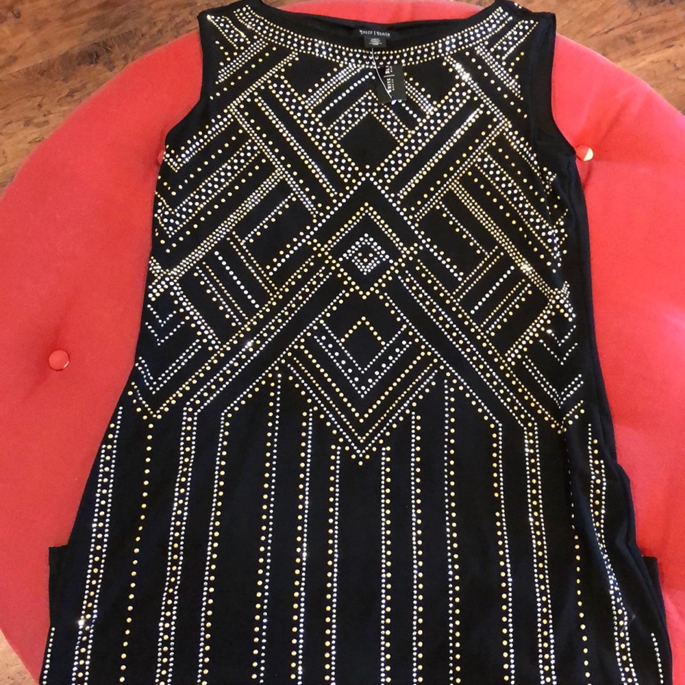 Beautiful White House Black Market sheath dress